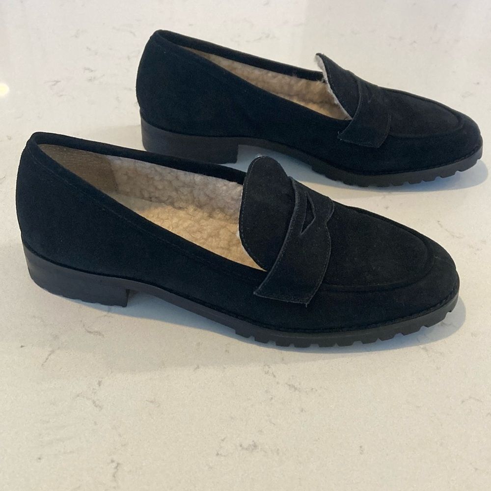 Talbots Black Suede Sherpa lined Loafers size 8.5